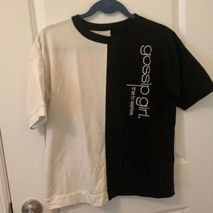 Gossip Girl TV show tee